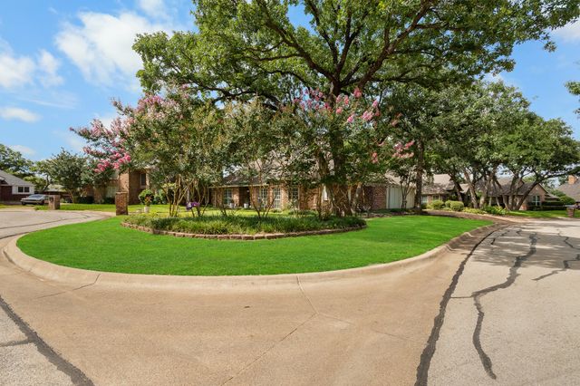 2319 Ox Bow Court, Arlington, TX 76006