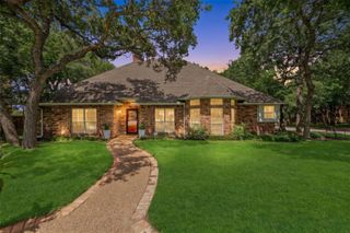 2319 Ox Bow Court, Arlington, TX 76006