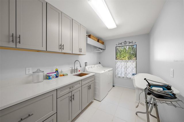 5125 WILLOW LEAF DRIVE, Sarasota, FL 34241