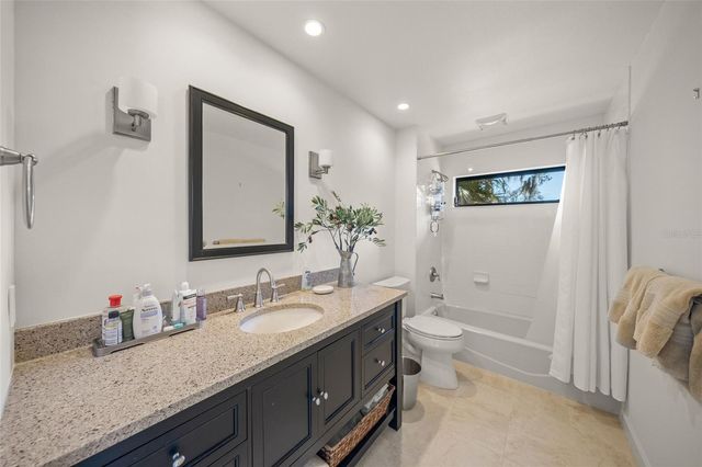 5125 WILLOW LEAF DRIVE, Sarasota, FL 34241