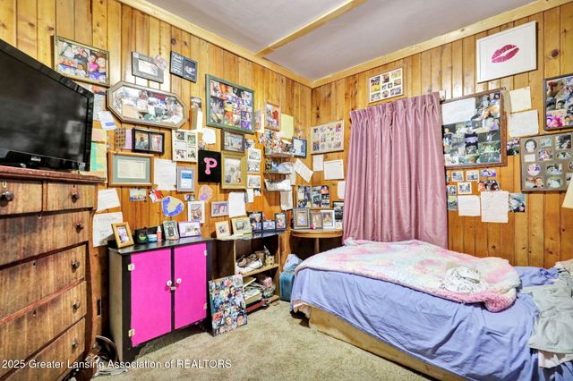 1272 W Lawrence Highway, Charlotte, MI 48813