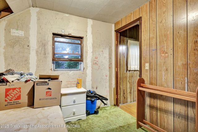 1272 W Lawrence Highway, Charlotte, MI 48813