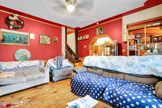 1272 W Lawrence Highway, Charlotte, MI 48813