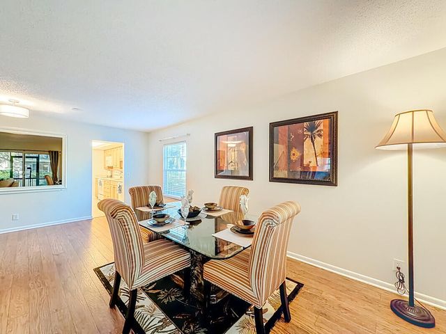 18410 SE Wood Haven Lane F, Jupiter, FL 33469