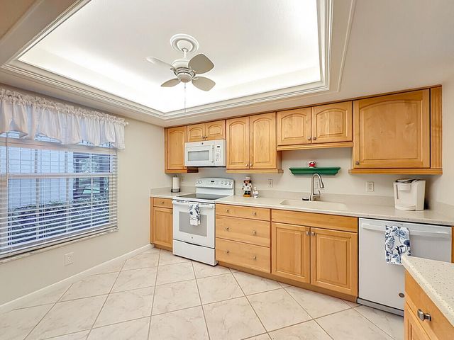 18410 SE Wood Haven Lane F, Jupiter, FL 33469