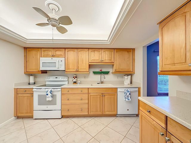 18410 SE Wood Haven Lane F, Jupiter, FL 33469