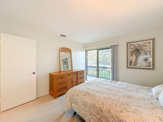 18410 SE Wood Haven Lane F, Jupiter, FL 33469