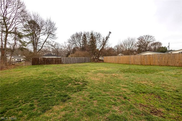 4 Lyndale Drive, Painesville Twp, OH 44077