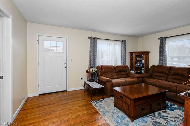 4 Lyndale Drive, Painesville Twp, OH 44077