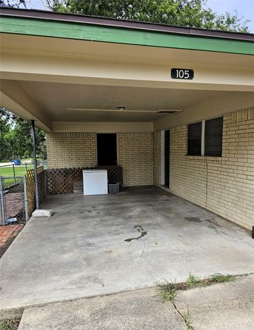 105 N 3rd Street, Coolidge, TX 76635