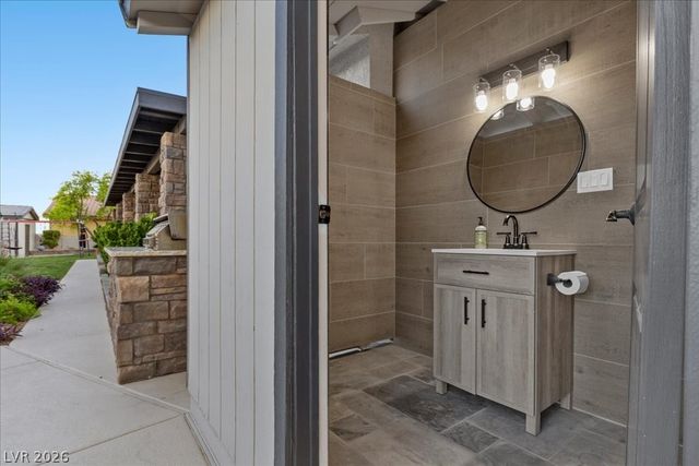 6120 Feldman Street, Las Vegas, NV 89118