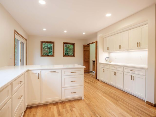1404 Woodland Drive SW, Rochester, MN 55902