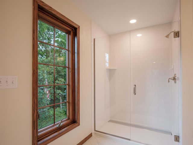 1404 Woodland Drive SW, Rochester, MN 55902