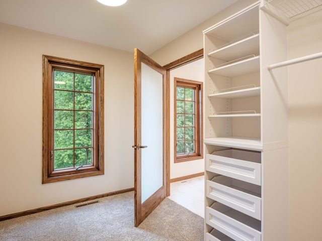 1404 Woodland Drive SW, Rochester, MN 55902
