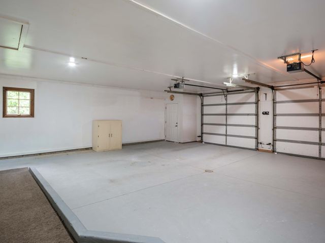 1404 Woodland Drive SW, Rochester, MN 55902