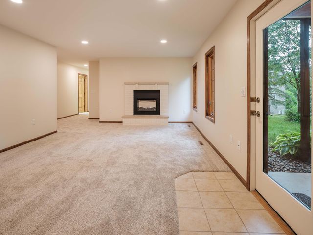 1404 Woodland Drive SW, Rochester, MN 55902