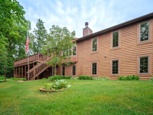 1404 Woodland Drive SW, Rochester, MN 55902