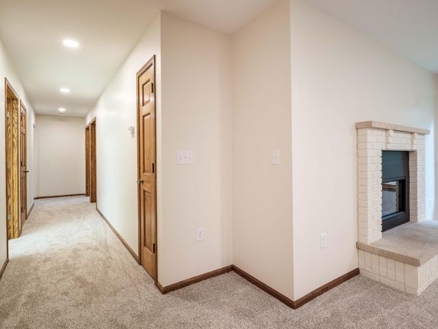 1404 Woodland Drive SW, Rochester, MN 55902