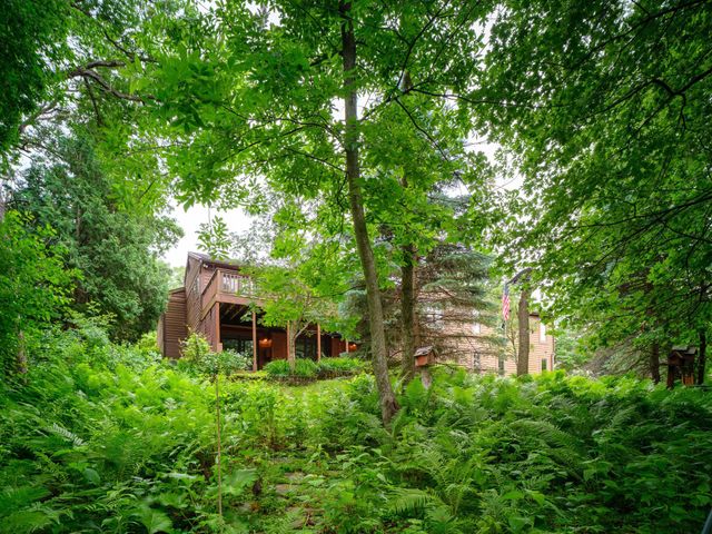 1404 Woodland Drive SW, Rochester, MN 55902