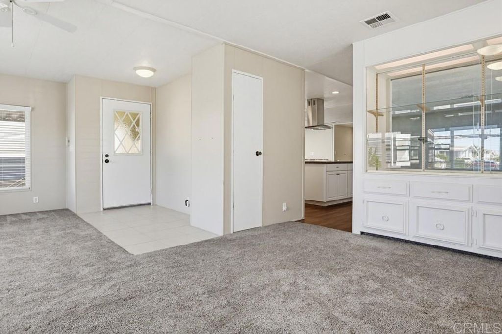 Image 10 of property listing at 1930 W San Marcos Boulevard 292, San Marcos, CA 92078