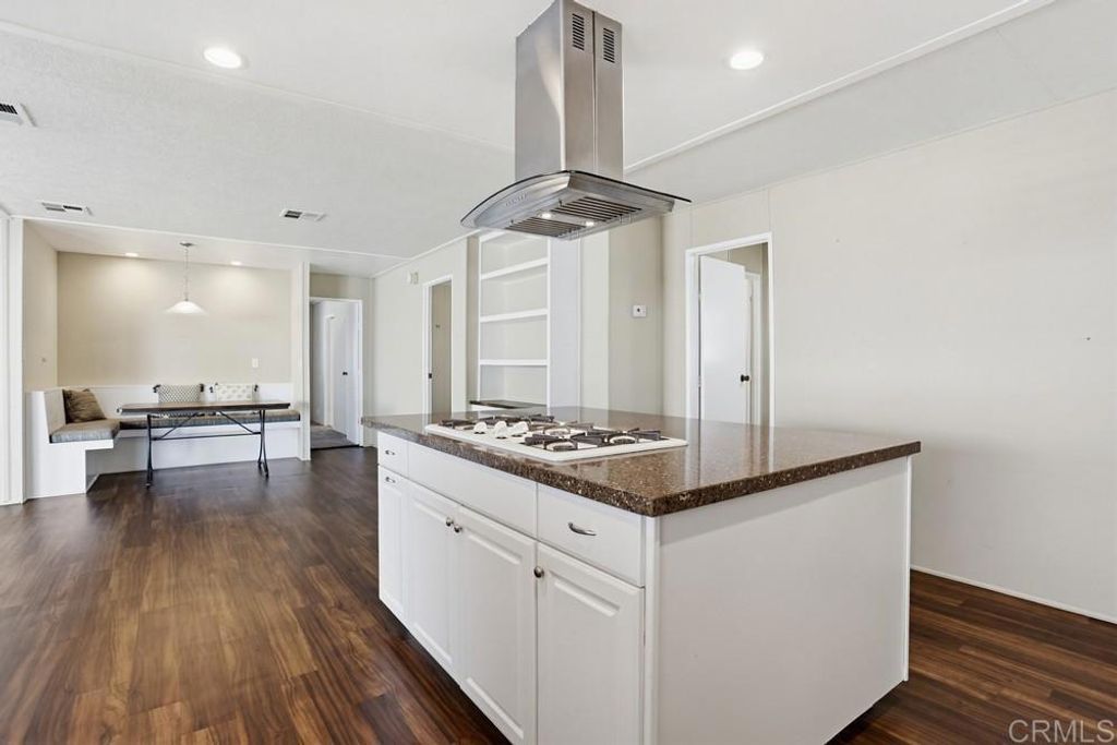 Image 16 of property listing at 1930 W San Marcos Boulevard 292, San Marcos, CA 92078