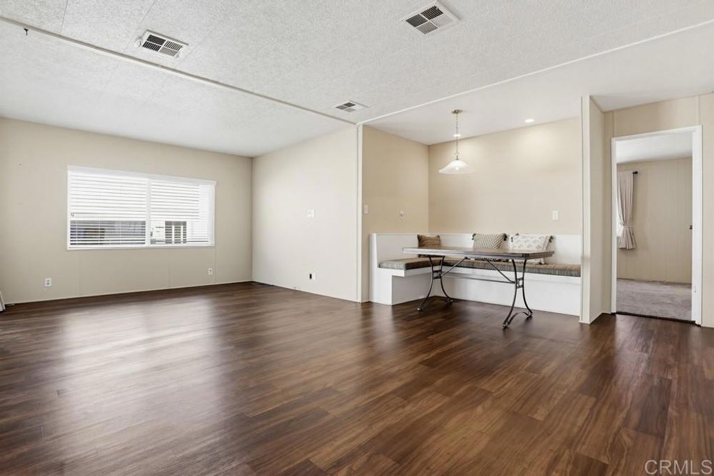 Image 17 of property listing at 1930 W San Marcos Boulevard 292, San Marcos, CA 92078