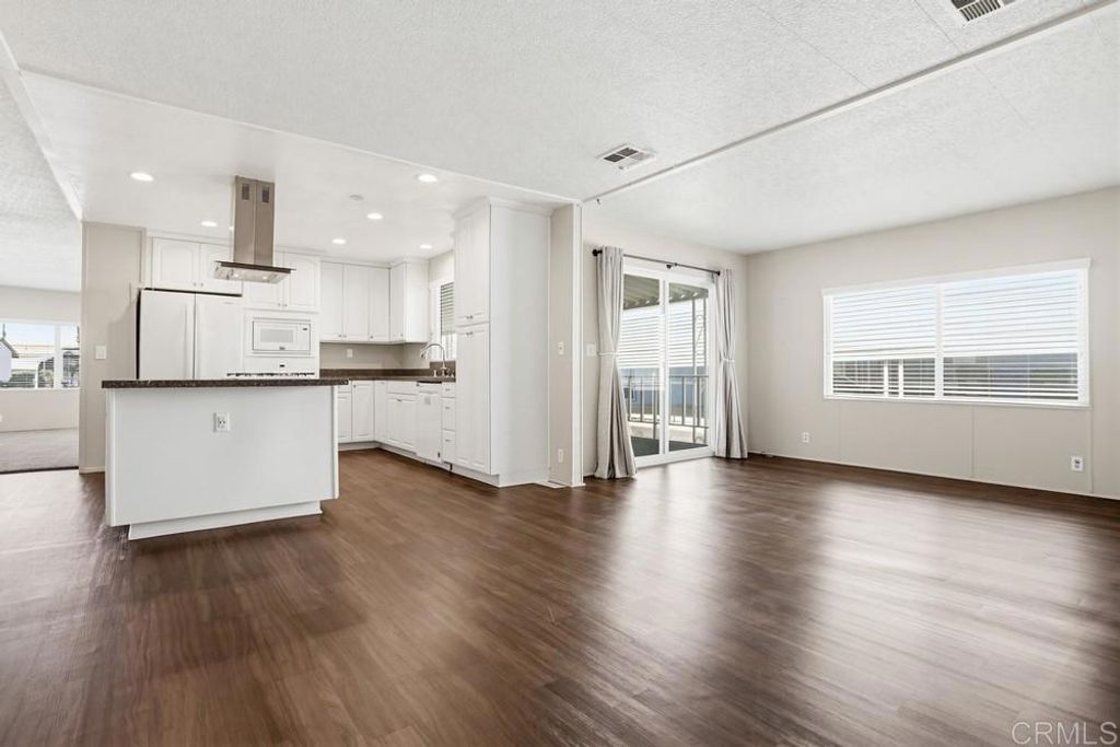 Image 19 of property listing at 1930 W San Marcos Boulevard 292, San Marcos, CA 92078