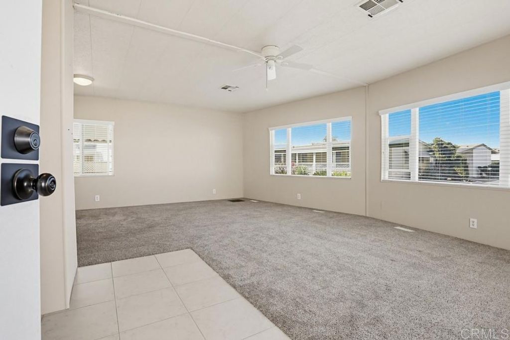 Image 5 of property listing at 1930 W San Marcos Boulevard 292, San Marcos, CA 92078