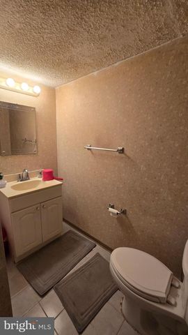 636 ARTWOOD DR, Philadelphia, PA 19115