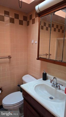 636 ARTWOOD DR, Philadelphia, PA 19115