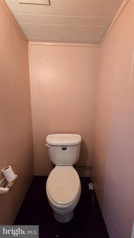 636 ARTWOOD DR, Philadelphia, PA 19115