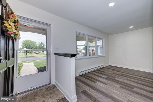 130 DORCHESTER DR, Southampton, NJ 08088