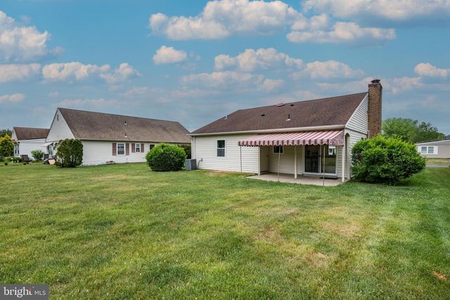 130 DORCHESTER DR, Southampton, NJ 08088
