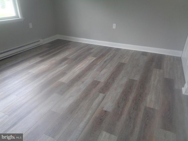 130 DORCHESTER DR, Southampton, NJ 08088