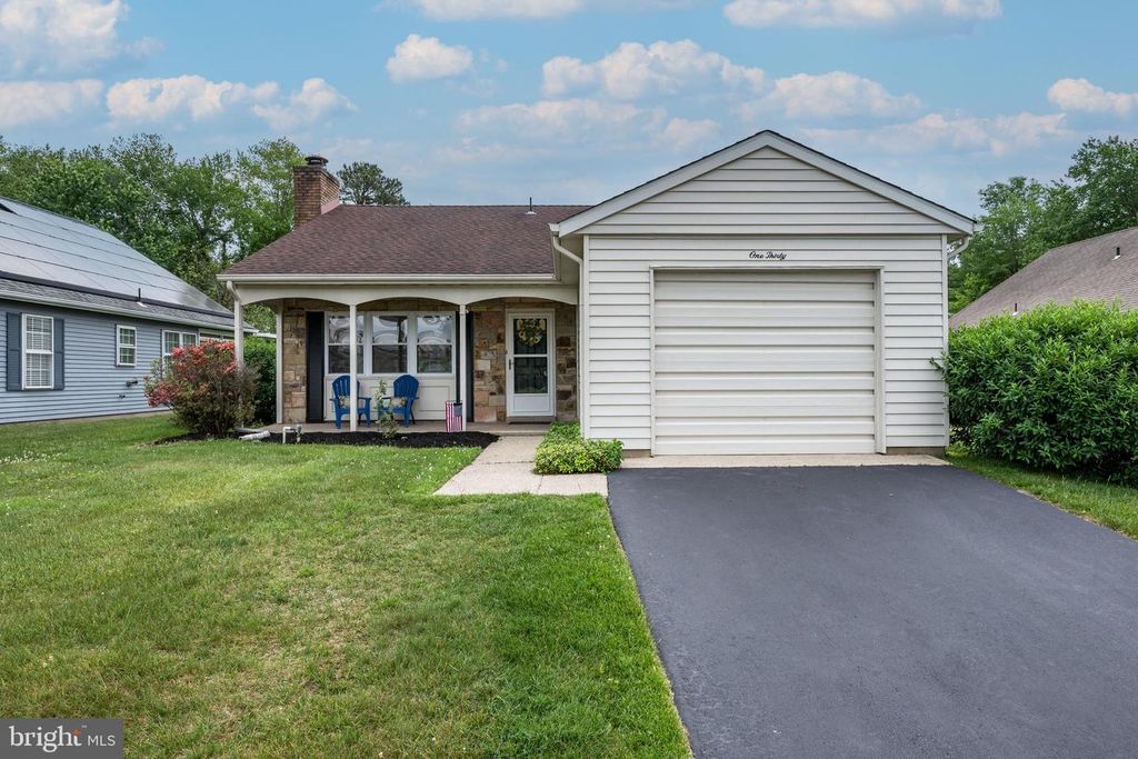 130 DORCHESTER DR, Southampton, NJ 08088