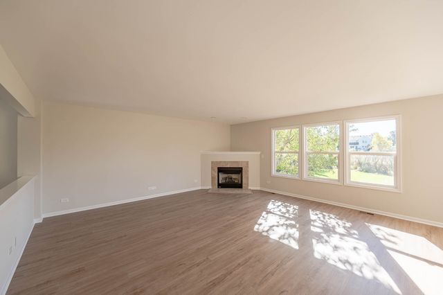 406 Hubbard Lane, Lake Villa, IL 60046