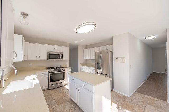406 Hubbard Lane, Lake Villa, IL 60046