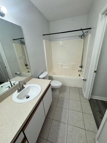 6411 CYPRESSDALE DRIVE 202, Riverview, FL 33578