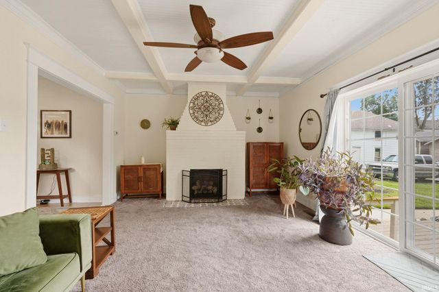 611 Kinnaird Avenue, Fort Wayne, IN 46807