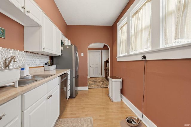 611 Kinnaird Avenue, Fort Wayne, IN 46807