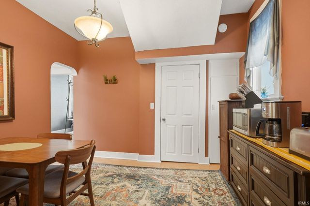 611 Kinnaird Avenue, Fort Wayne, IN 46807