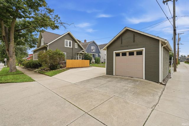 611 Kinnaird Avenue, Fort Wayne, IN 46807