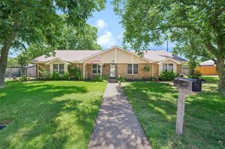 1608 Wade Drive, Bedford, TX 76022