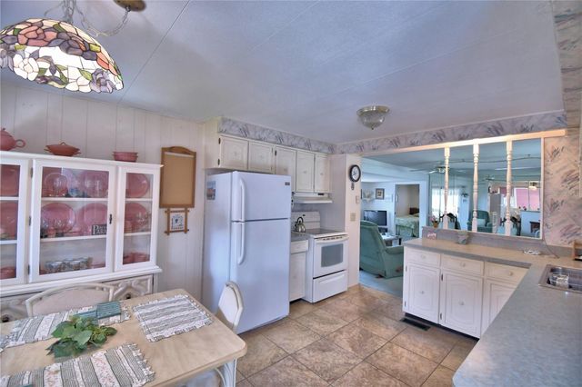 118 PARADISE LANE, Auburndale, FL 33823