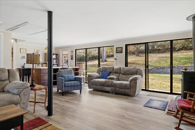 1508 Jewell Dr, Columbia, TN 38401