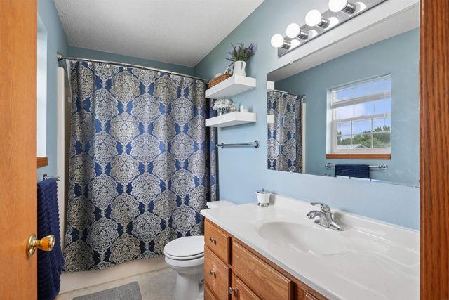 4041 Jill, Waterloo, IA 50701