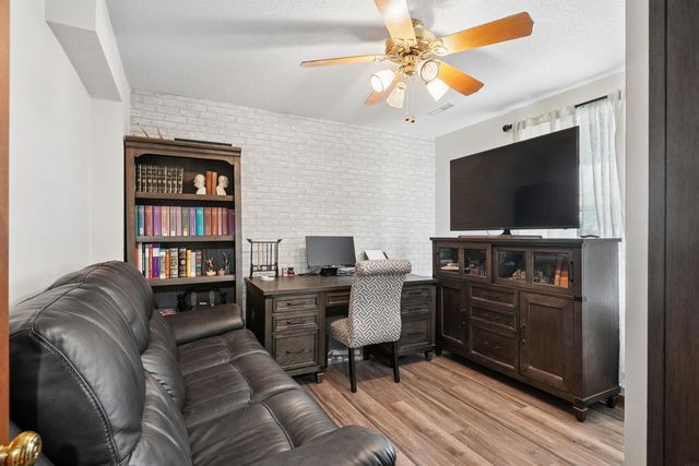 4041 Jill, Waterloo, IA 50701