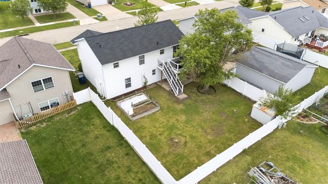 4041 Jill, Waterloo, IA 50701