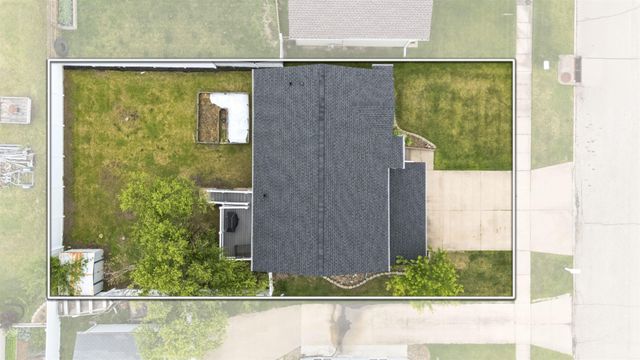 4041 Jill, Waterloo, IA 50701