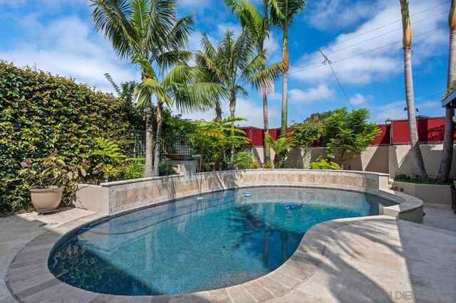 1728 West Lewis, San Diego, CA 92103